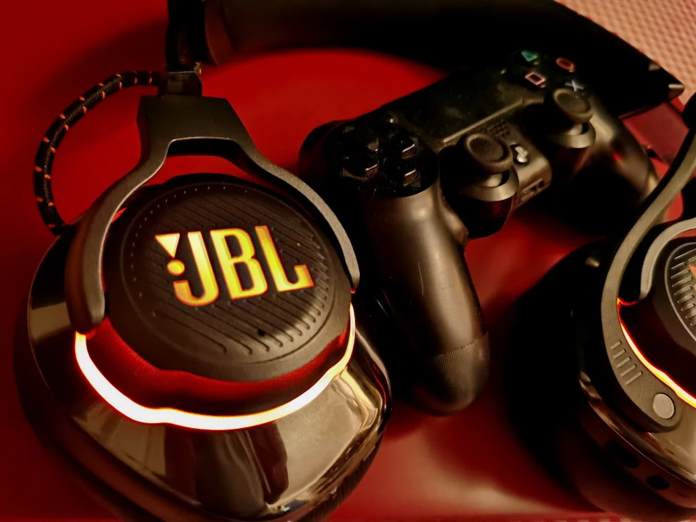 JBL Quantum 800