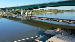 Kolektor ściekowy "Czajki". To stąd ścieki płynęły do Wisły. Władze MPWiK poinformowały, że zrzut ścieków bezpośrednio do Wisły został przerwany.