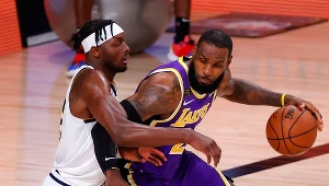 LeBron James (z prawej)