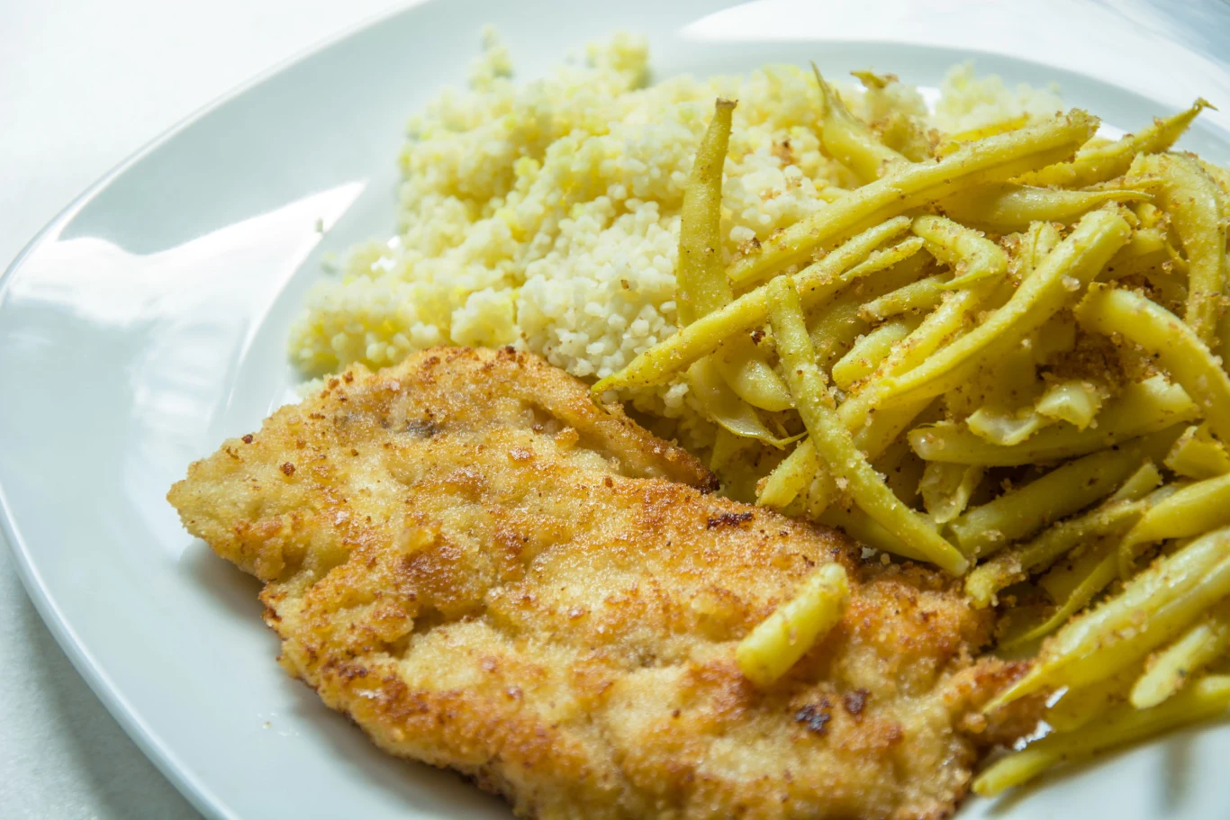 Prawidłowo ugotowana fasolka szparagowa smakuje wyśmienicie z dodatkami. 