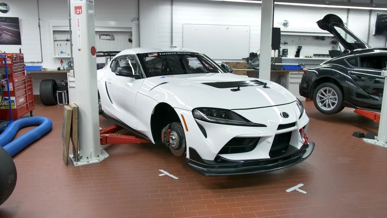 Tak powstaje Toyota GR Supra GT4
