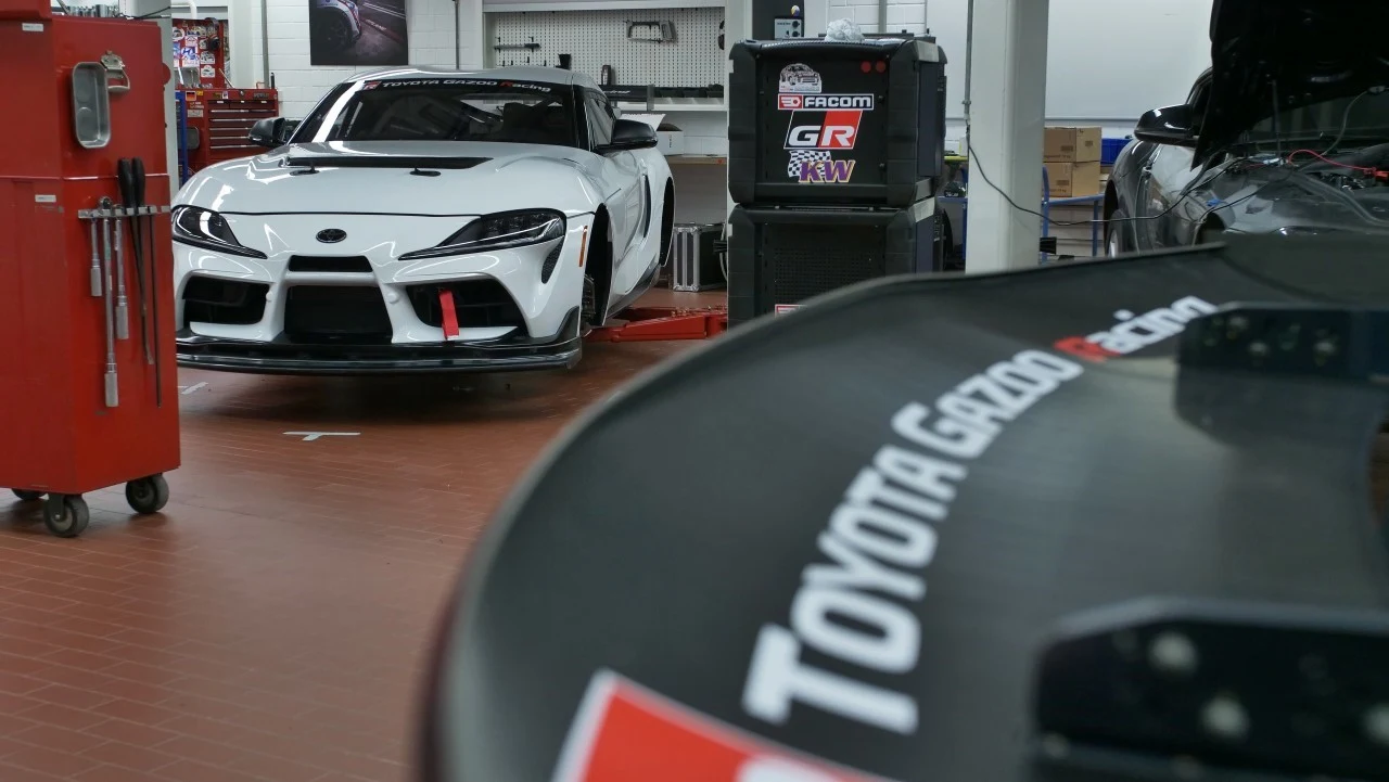 Tak powstaje Toyota GR Supra GT4