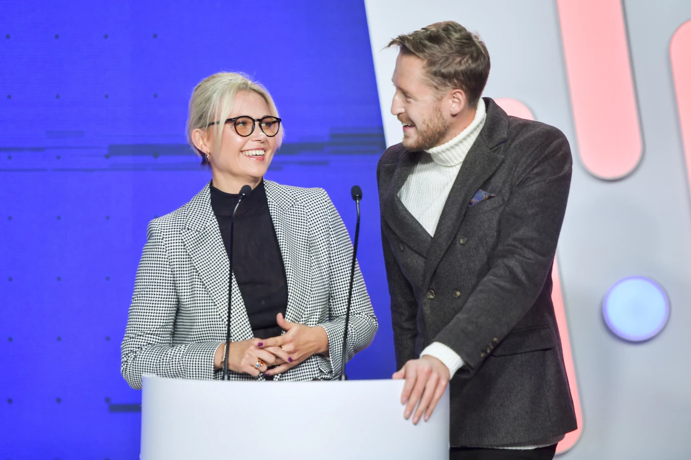 Nagrodę publiczności wręczyli Agnieszka Kołodziejska i Damian Michałowski, a otrzymał ją Dawid Posiadało za "Najnowszy klip".