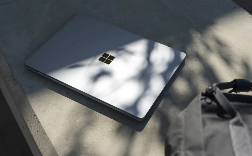 Surface Laptop Go