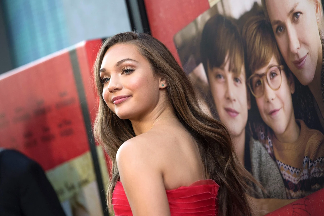 Zanim Maddie zdobyła popularność na całym świecie dzięki współpracy z Sią, występowała w amerykańskim reality show "Taniec. Marzenie mojej mamy" (ang. "Dance Moms").