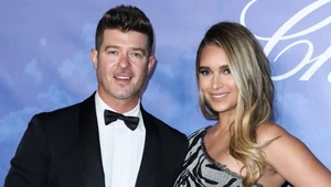 Robin Thicke pomaga ciężarnej ukochanej