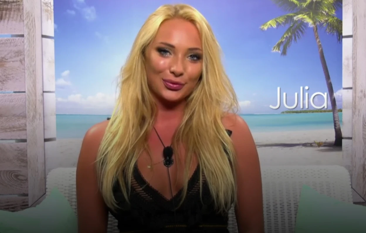 Julia - "Love Island. Wyspa miłości"