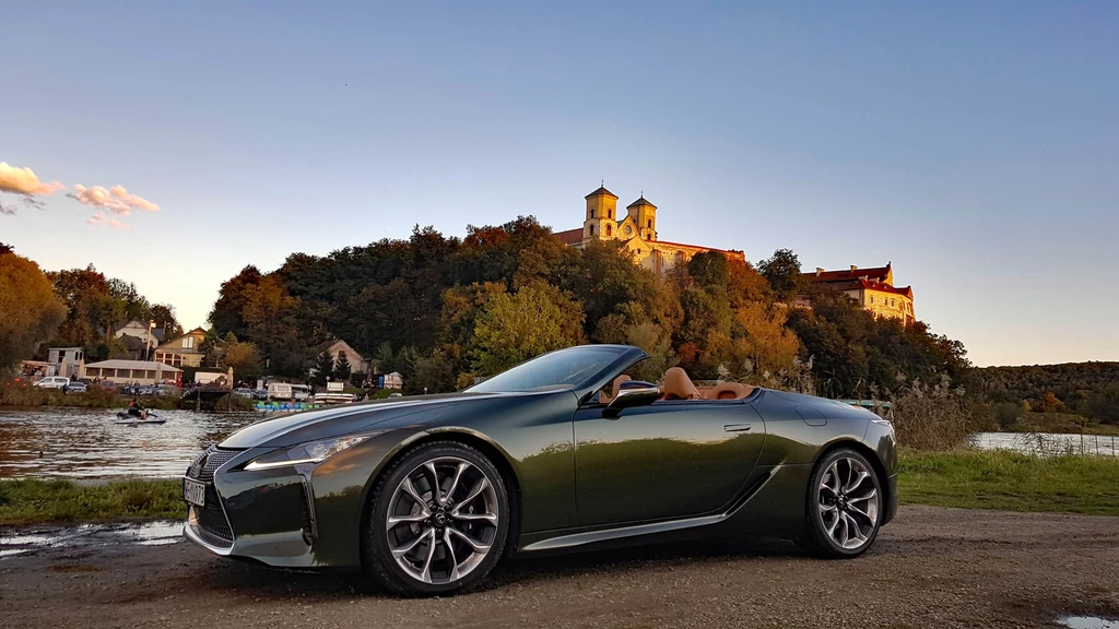 Lexus LC 500 Convertible 