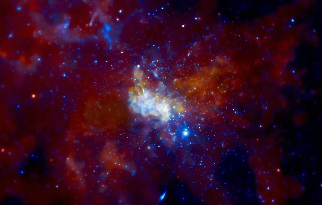 Czarna dziura Sagittarius A* i jej otoczenie w obiektywie Kosmicznego Teleskopu Chandra