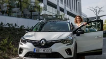 Podczas E-DAYS do dyspozycji ambasadorek Renault Anny Dereszowskiej i Katarzyny Glinki były samochody z napędem elektrycznym i hybrydowym. Znane aktorki miały okazję przekonać się, jak te auta sprawdzają się na trójmiejskich drogach. 