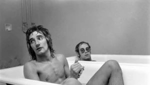Rod Stewart i Elton John przyjaźnią się od dawna - zdjęcie z 1973 r.
