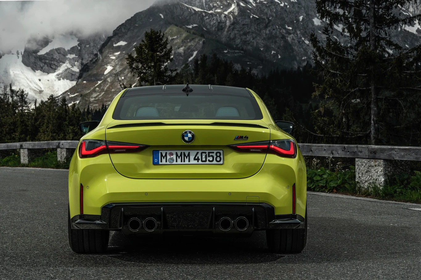BMW M3 i M4 Competition