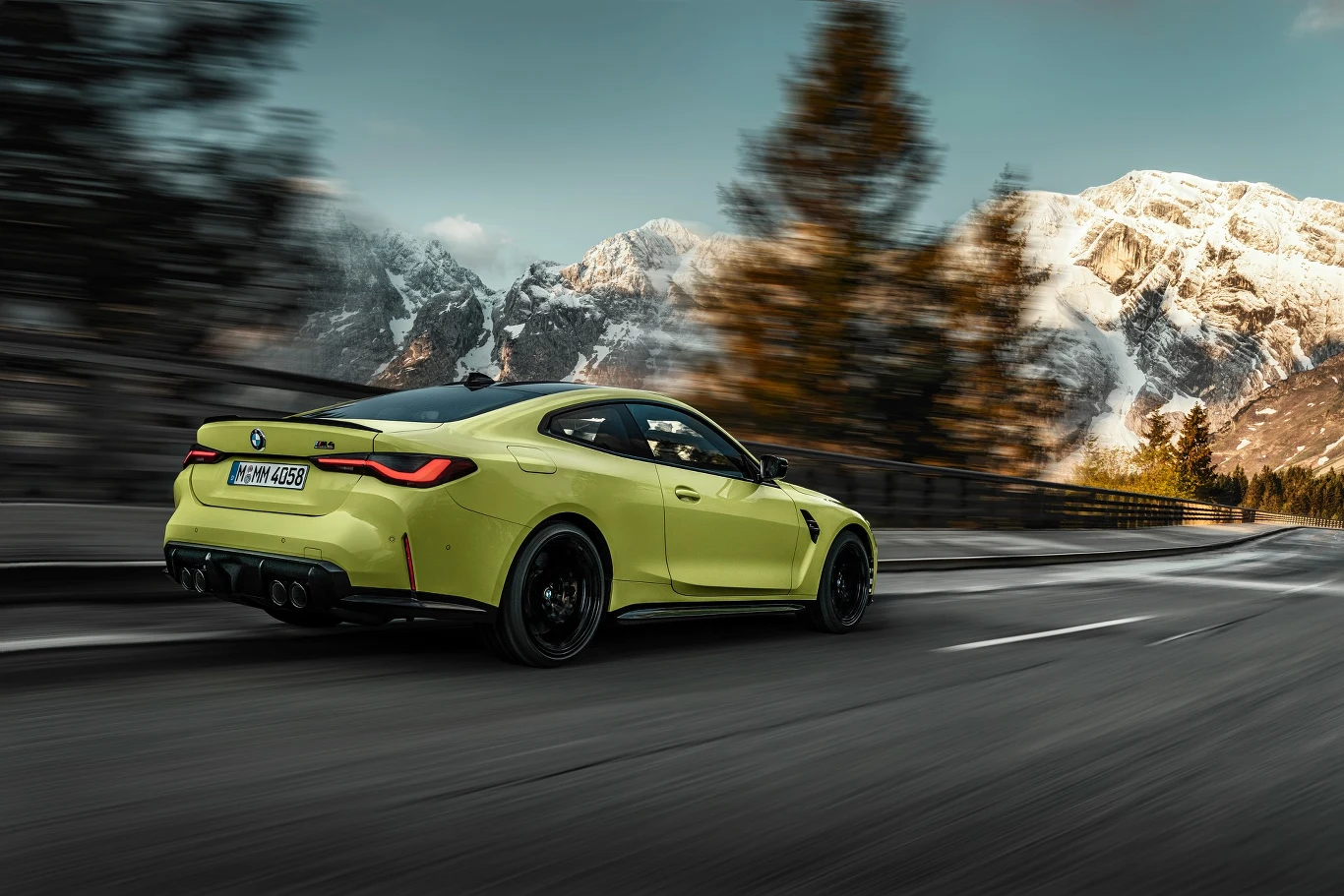 BMW M3 i M4 Competition