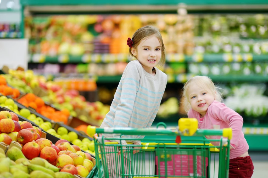 Mimo pandemii, w codziennych zakupach wciąż królują supermarkety i dyskonty