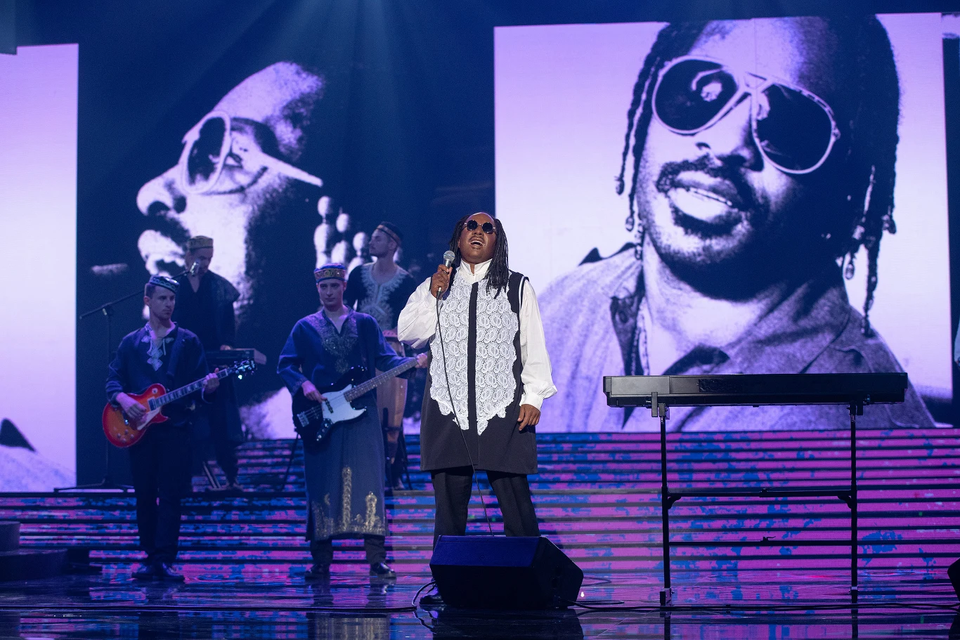 Czadoman jako Stevie Wonder