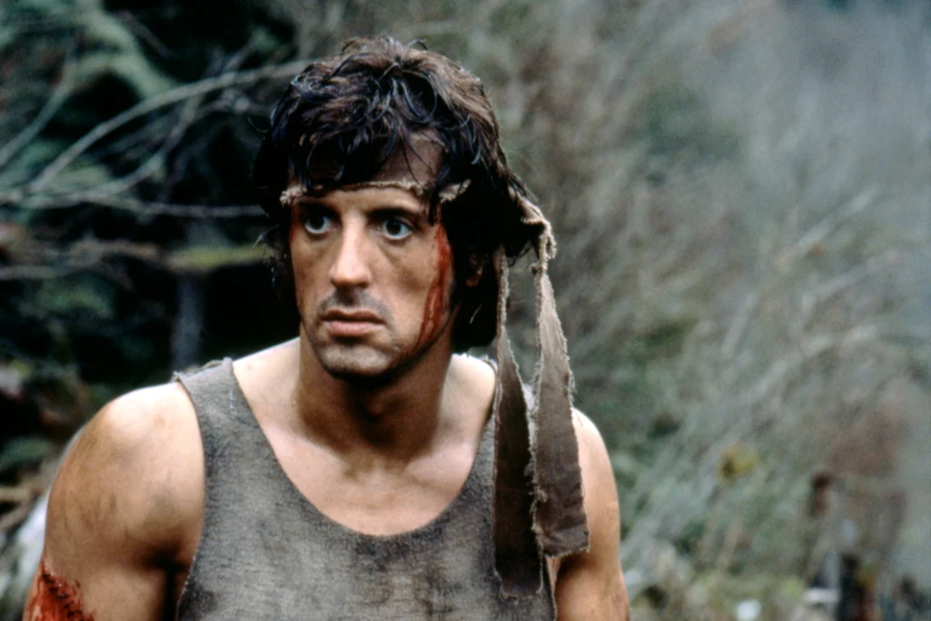 Sylvester Stallone w filmie "Rambo: Pierwsza krew" (1992) Sylvester Stallone w filmie "Rambo: Pierwsza krew" (1992)