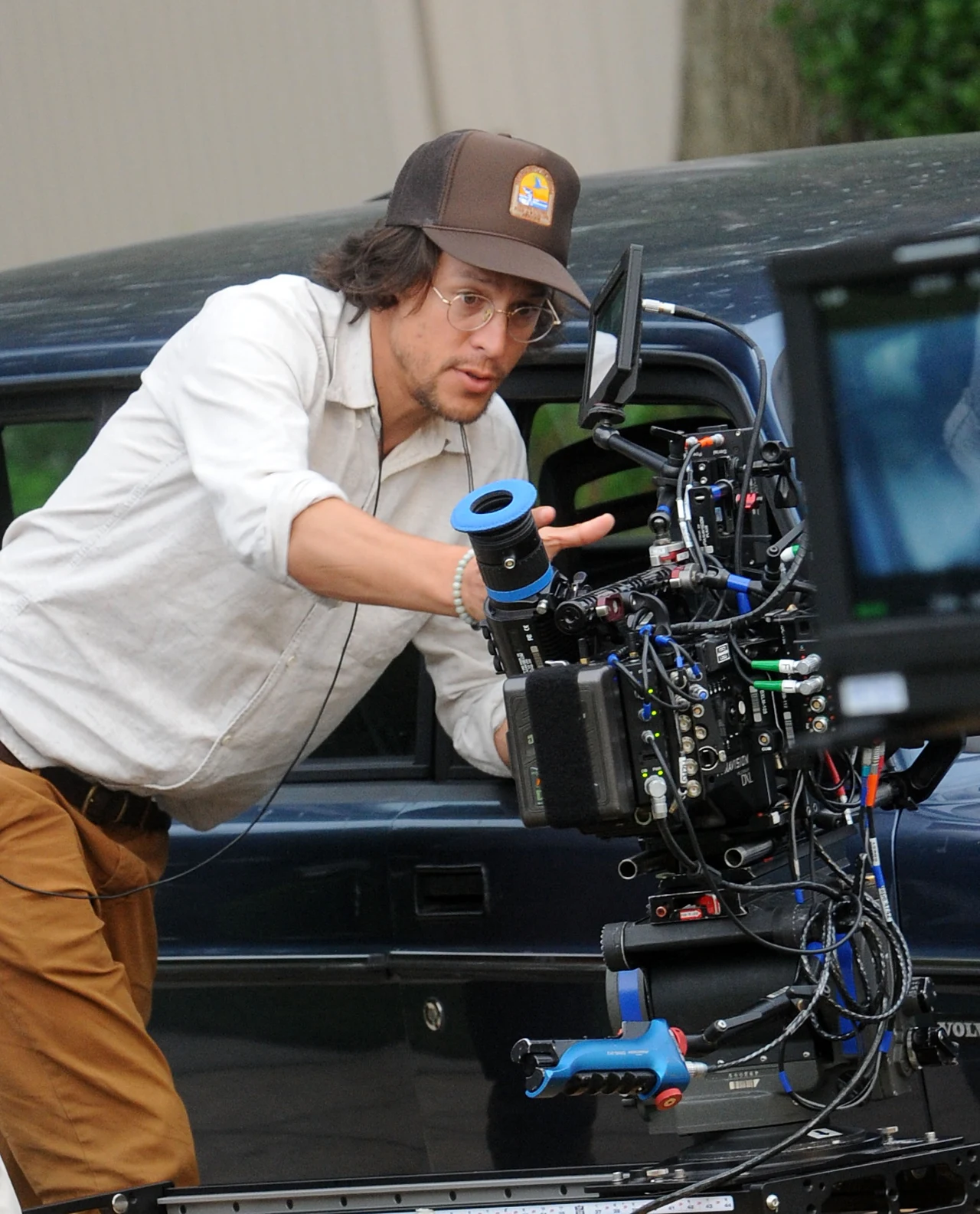 Cary Joji Fukunaga na planie serialu Netfliksa "Maniac" (2017) Cary Joji Fukunaga na planie serialu Netfliksa "Maniac" (2017)