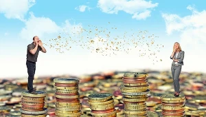 Luka płacowa wśród dyrektorów wynosiła aż 49 proc.