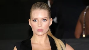 Lottie Moss niczym lalka Barbie