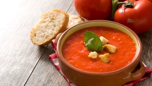 Rozgrzewająca zupa pomidorowa 