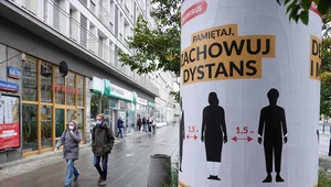 Między "hucpiarzami" i "panikarzami"