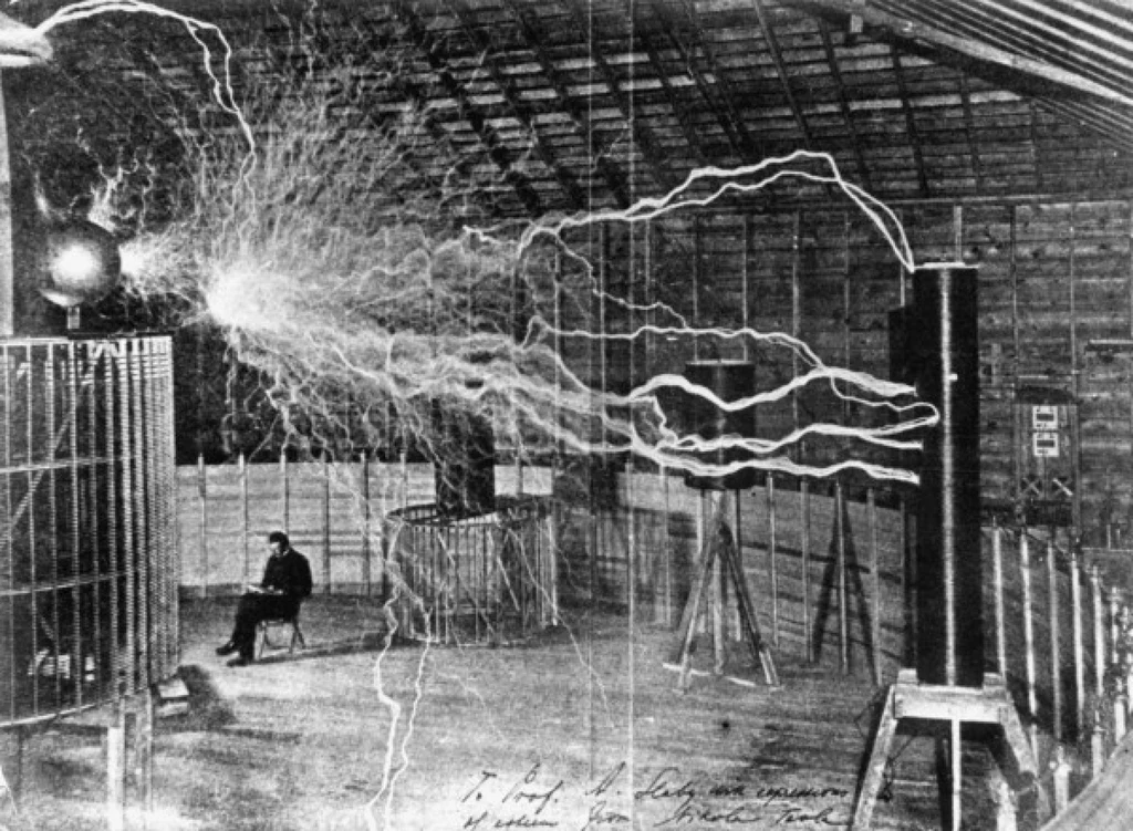 Tesla to bez wątpienia jeden z największych naukowców wszech czasów, który opatentował blisko 300 wynalazków
