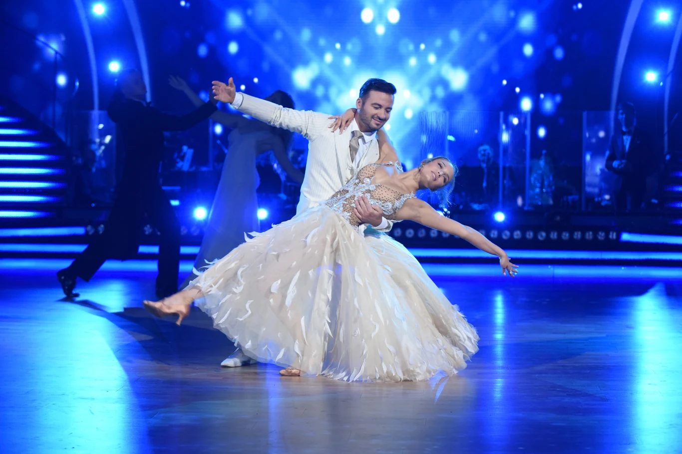 Julia Wieniawa i Stefano Terrazzino w "Tńcu z gwiazdami" Julia Wieniawa i Stefano Terrazzino w "Tńcu z gwiazdami"