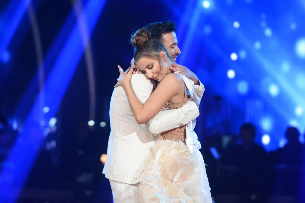 Julia Wieniawa i Stefano Terrazzino w "Tańcu z gwiazdami" Julia Wieniawa i Stefano Terrazzino w "Tańcu z gwiazdami"