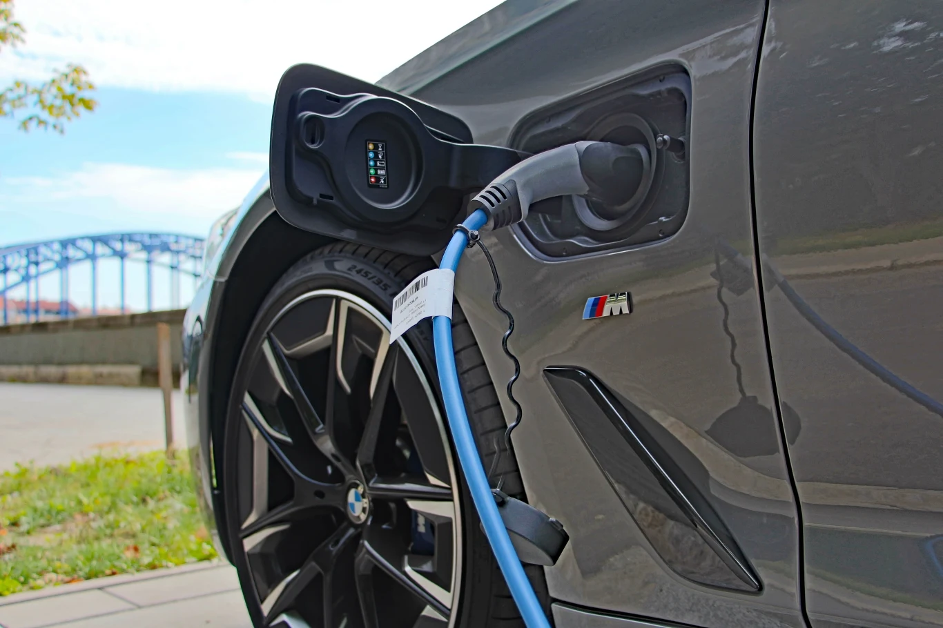 BMW 530e