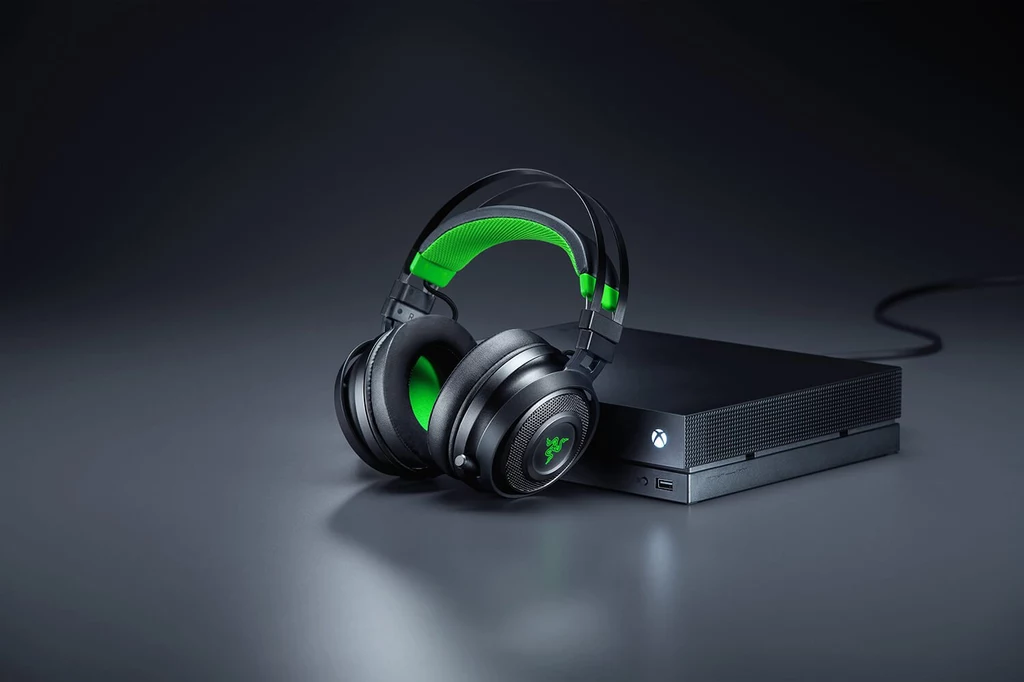 Nari Ultimate to pierwszy na świecie zestaw słuchawkowy przeznaczony dla konsoli Xbox wyposażony w dotykowe (haptyczne) sprzężenie zwrotne, które zostało opracowane przez firmę Lofelt. Gotowy na następną generację konsol Xbox Series X | S i wyposażony w technologię HyperSense, Nari Ultimate zapewni wciągające wrażenia z gry dzięki wysokiej jakości przetwornikom, generującym czysty dźwięk oraz wrażeniom sensorycznym opartym na wibracjach. Nari Ultimate to pierwszy na świecie zestaw słuchawkowy przeznaczony dla konsoli Xbox wyposażony w dotykowe (haptyczne) sprzężenie zwrotne, które zostało opracowane przez firmę Lofelt. Gotowy na następną generację konsol Xbox Series X | S i wyposażony w technologię HyperSense, Nari Ultimate zapewni wciągające wrażenia z gry dzięki wysokiej jakości przetwornikom, generującym czysty dźwięk oraz wrażeniom sensorycznym opartym na wibracjach.