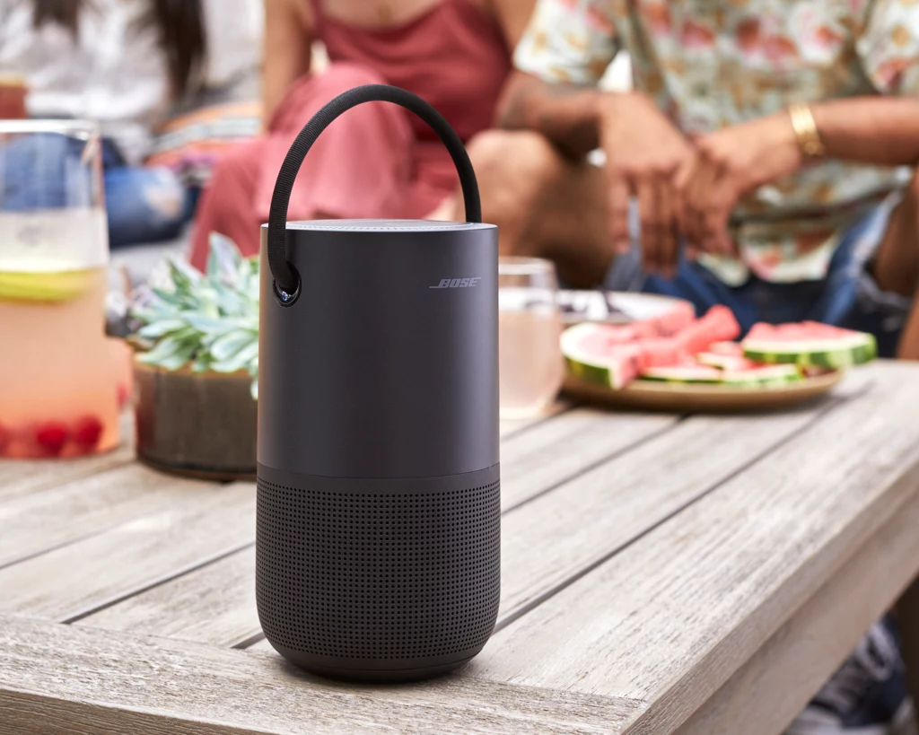 Bose Portable Smart Speaker - głośnik do domu i... wszędzie tam, gdzie zechcesz słuchać muzyki w naprawdę wysokiej jakości