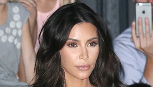 Kim Kardashian wie, jak podgrzać atmosferę jednym zdjęciem!