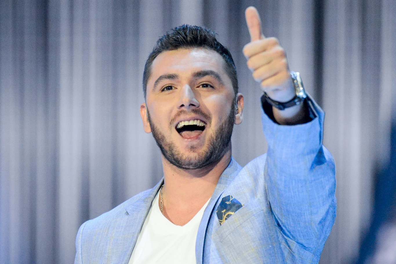 Kamil Bednarek ukończył I Liceum Ogólnokształcące w Brzegu, jednak nie podszedł do matury. Jak stwierdził, nie jest mu ona potrzebna w robieniu kariery. Kamil Bednarek ukończył I Liceum Ogólnokształcące w Brzegu, jednak nie podszedł do matury. Jak stwierdził, nie jest mu ona potrzebna w robieniu kariery.