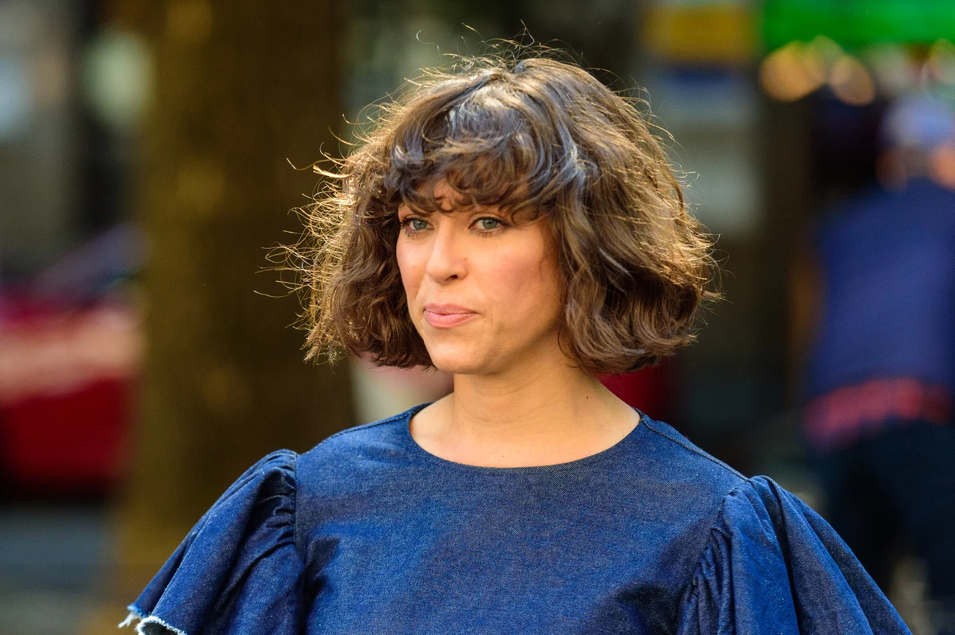 Natalia Kukulska ukończyła podstawową szkołę muzyczną i Menadżersko - Artystyczne Liceum Ogólnokształcące w Warszawie. Studiowała na Wydziale Filozofii UW. W roku 2003 Natalia przez trzy miesiące studiowała na wydziale wokalnym w prestiżowej szkole Musican Institute w Los Angeles. Natalia Kukulska ukończyła podstawową szkołę muzyczną i Menadżersko - Artystyczne Liceum Ogólnokształcące w Warszawie. Studiowała na Wydziale Filozofii UW. W roku 2003 Natalia przez trzy miesiące studiowała na wydziale wokalnym w prestiżowej szkole Musican Institute w Los Angeles.