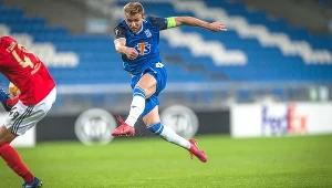Tymoteusz Puchacz w meczu z Benficą