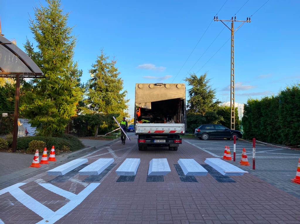 Pasy 3D powstały między innymi w Lesznowoli