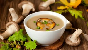 Sekrety zupy grzybowej: jak sprawić, by była aromatyczna jak u babci?