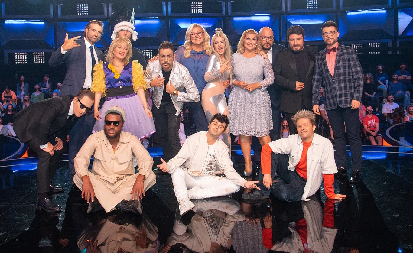 Uczestnicy, jurorzy i prowadzący "Twoja Twarz Brzmi Znajomo" Uczestnicy, jurorzy i prowadzący "Twoja Twarz Brzmi Znajomo"