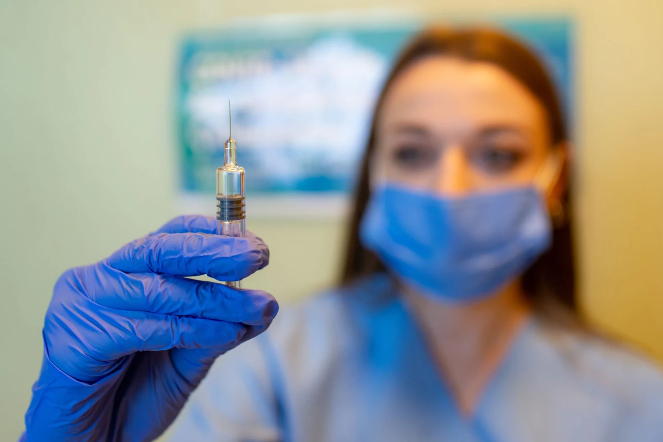 Naukowcy z Krakowa opracowali nanocząstkę, która może być bazą dla uniwersalnej szczepionki (zdj. ilustracyjne) Szczepionka przeciwko COVID-19