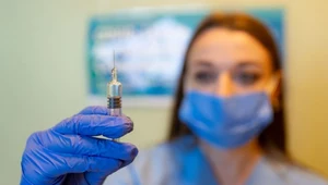 Naukowcy z Krakowa tworzą uniwersalną szczepionkę z nanocząstek