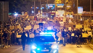 Strajki trwają w całej Polce. Na zdjęciu protestujący w Łodzi