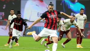 Zlatan Ibrahimović zdobył dwie bramki, ale Milan stracił punkty w meczu z Romą