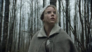Anya Taylor-Joy w filmie "Czarownica: Bajka ludowa z Nowej Anglii"