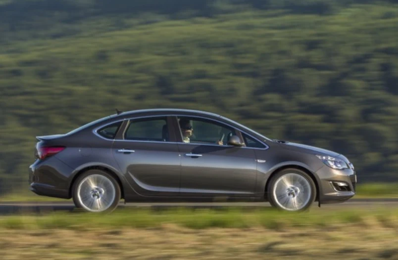 Opel astra sedan Opel astra sedan