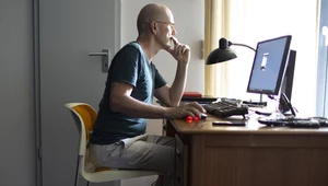 Specustawa koronawirusowa uprawniła pracodawców do wprowadzania pracy zdalnej na podstawie decyzji, wiążącej dla pracownika. Ale są warunki