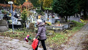 Decyzją rządu cmentarze zostały zamknięte