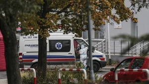 Śląskie: Ogniska koronawirusa w ponad 30 DPS-ach