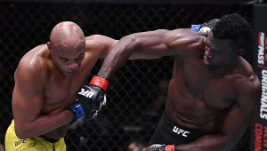 Anderson Silva (z lewej)