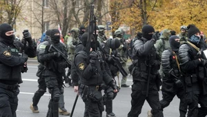 Białoruś, siły bezpieczeństwa na demonstracji 1 listopada. 