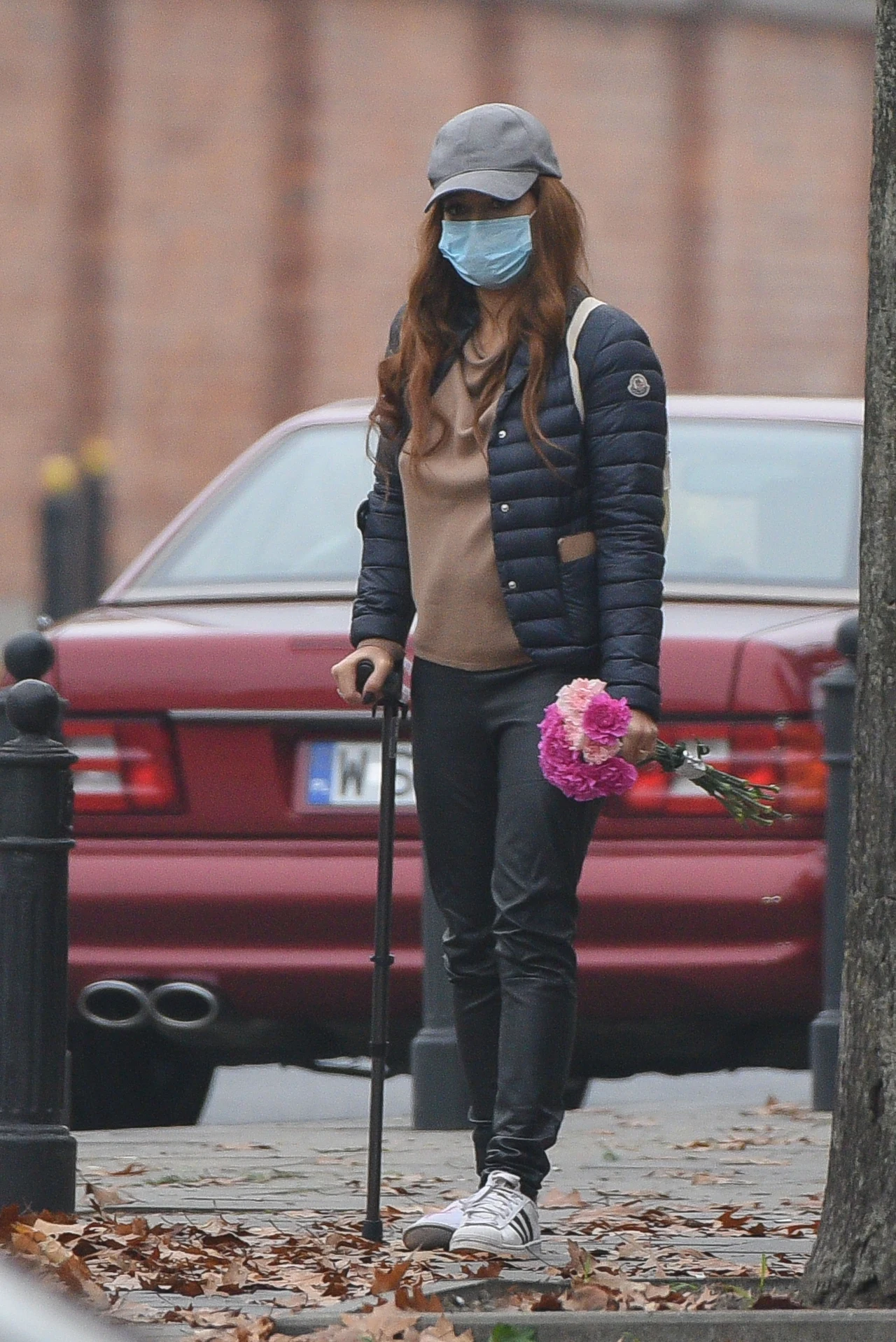 Anna Mucha i Jakub Wons wspierają sprzedawców chryzantem